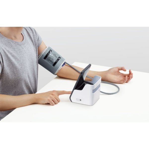 DIGITAL BLOOD PRESSURE MONITOR