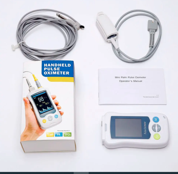 Hand held pulse oximeter