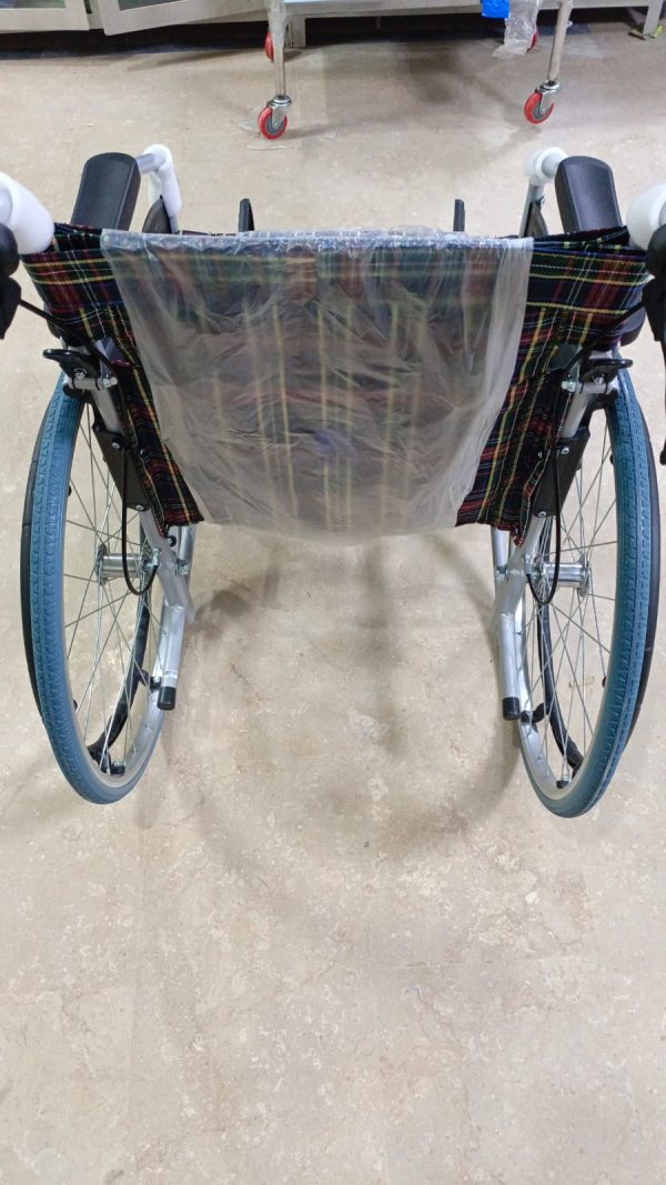 WHEEL CHAIR ALUMINUM