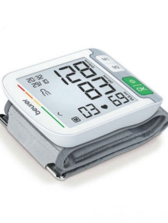 Beurer BC 51 wrist blood pressure monitor