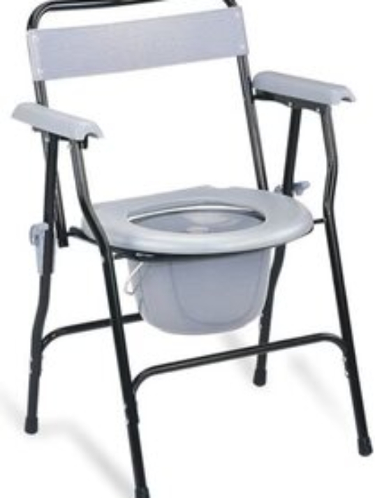 COMMODE CHAIR
